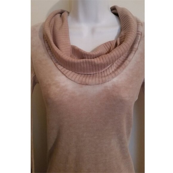 SPLENDID grunge distressed faded washed out top runs S/Xs cowl neck. - Picture 4 of 5